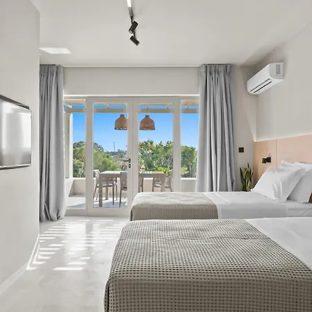 Livadi Island Living شقة *