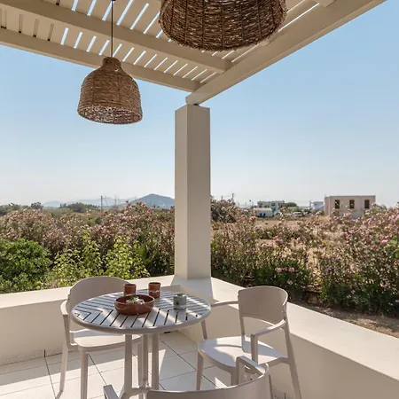 Livadi Island Living شقة *
