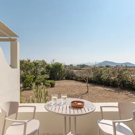 Livadi Island Living شقة *