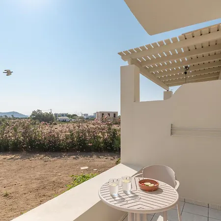 Livadi Island Living شقة Naxos City