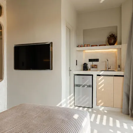 Livadi Island Living شقة *